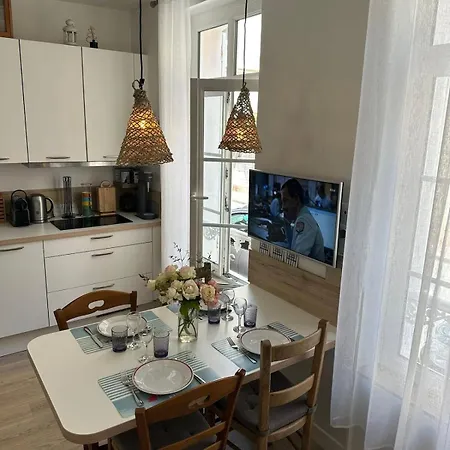 Διαμέρισμα Trouville-sur-mer Cozy With Private Courtyard *
