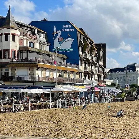 Trouville-sur-mer Cozy With Private Courtyard *