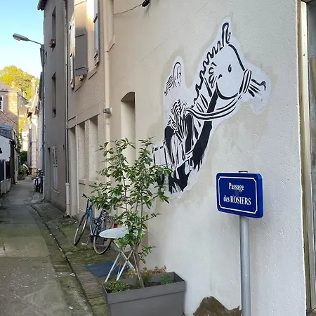 Διαμέρισμα Trouville-sur-mer Cozy With Private Courtyard Touques
